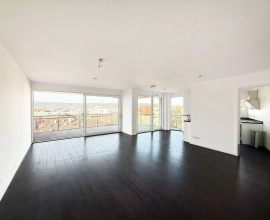 Exklusive 4 Zimmer Wohnung in Stuttgart